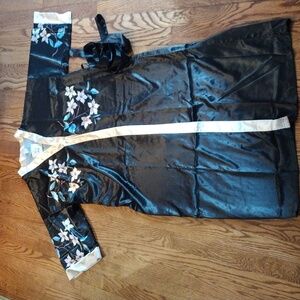 Pixie Lady Floral Satin Robe SIZE OS